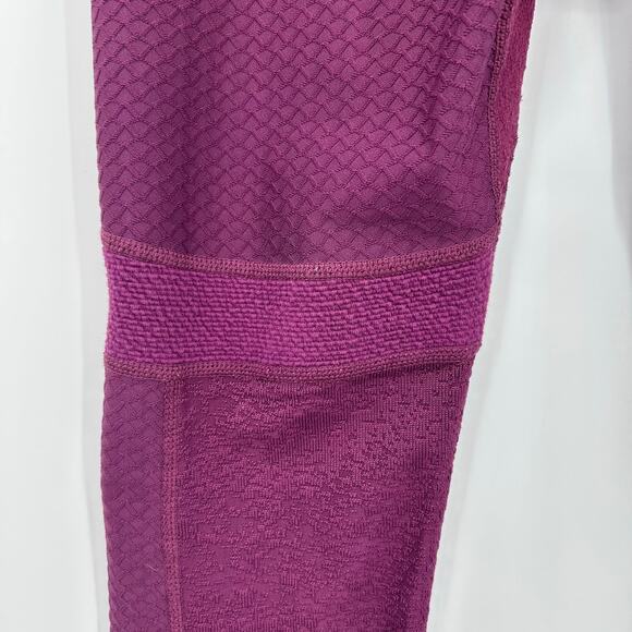 Gymshark True Texture Dark Ruby Mid Rise Leggings Full Length Women’s Size Small - Picture 11 of 12